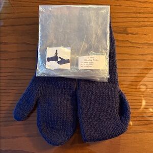 Camp Kitschy Knits Beer Mittens!